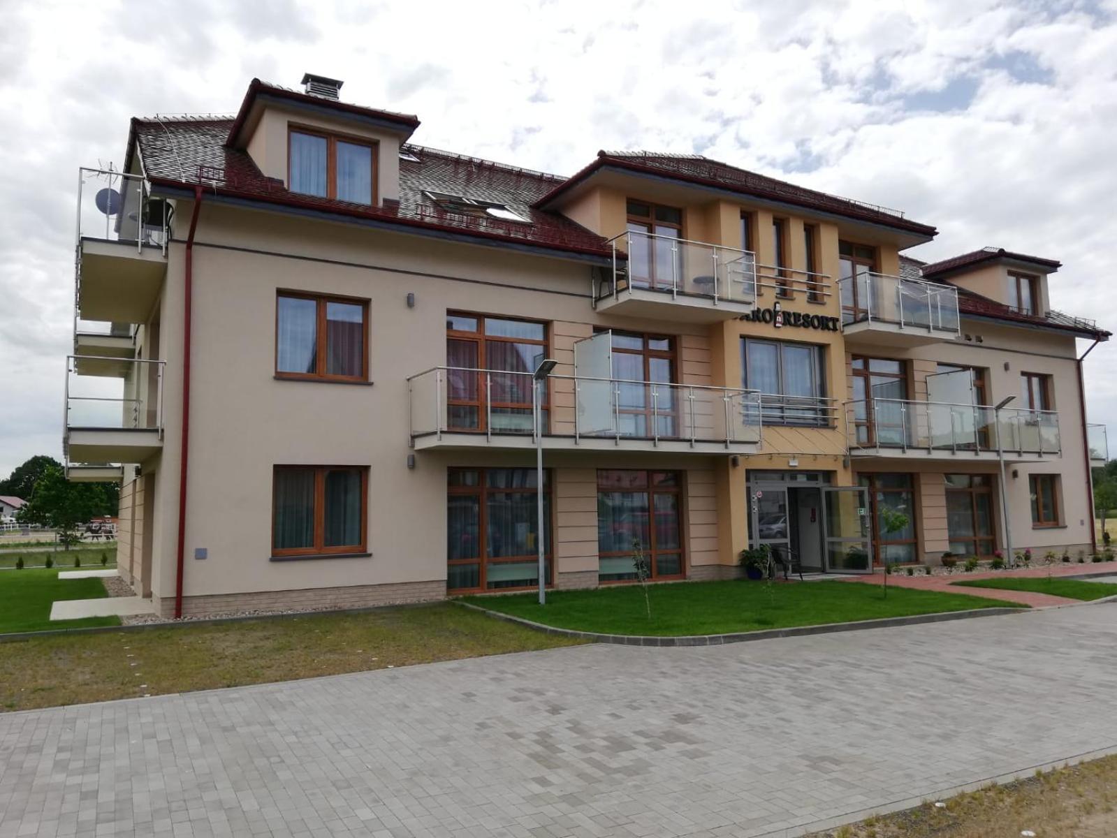 Faro Resort Mrzeżyno Exteriör bild